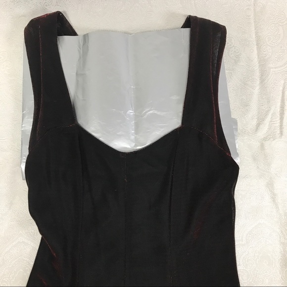 🎃 Red and black formal sparkling dress size 3/4🕷 - Picture 3 of 8